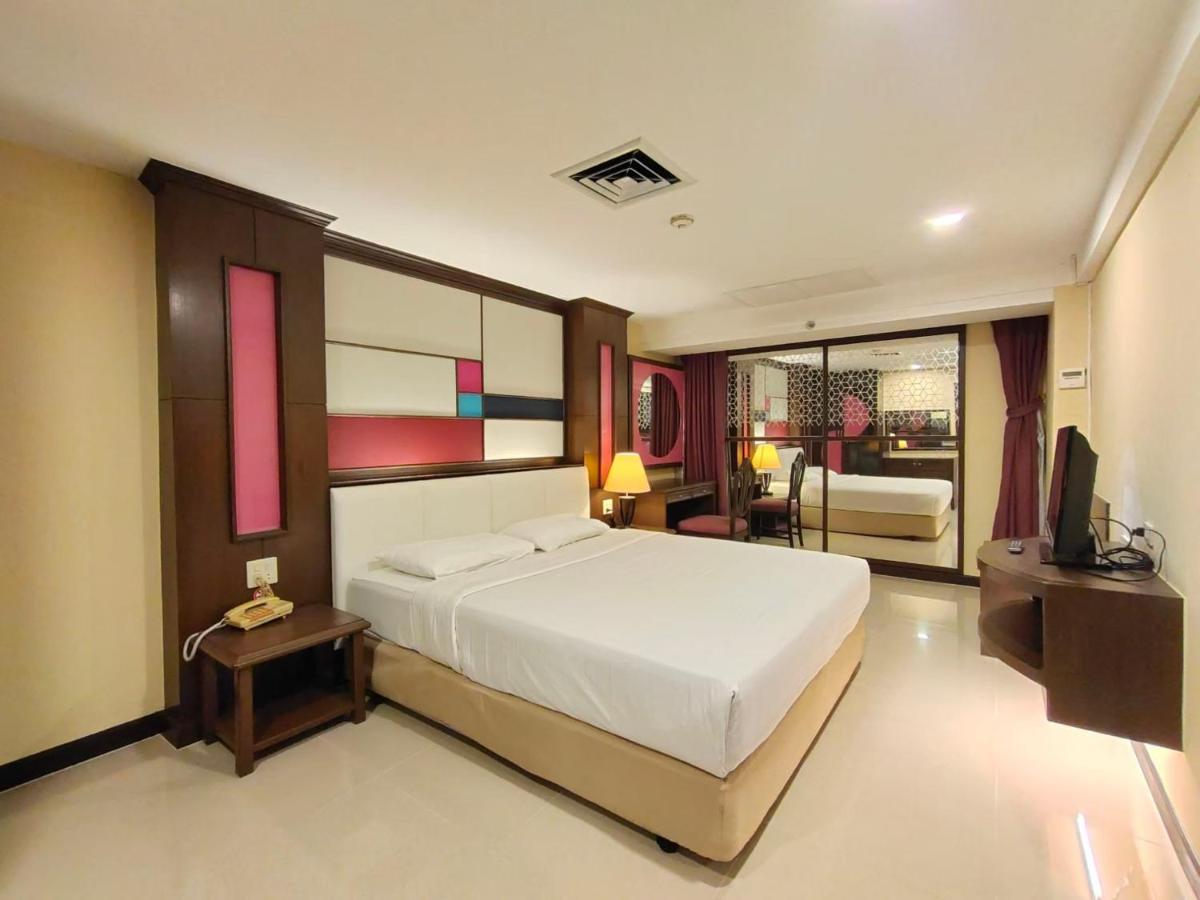 Ebina House - Sha Extra Plus Бангкок Экстерьер фото