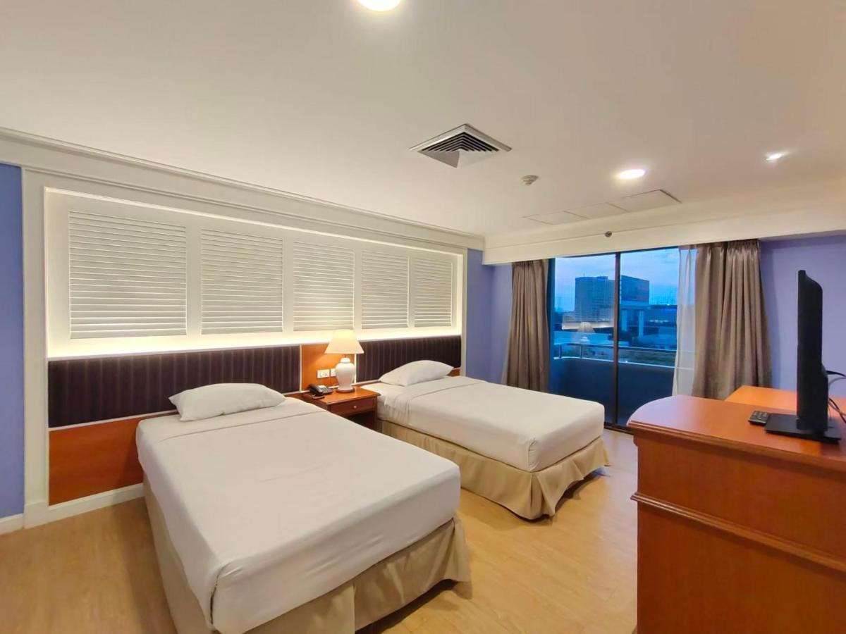 Ebina House - Sha Extra Plus Бангкок Экстерьер фото