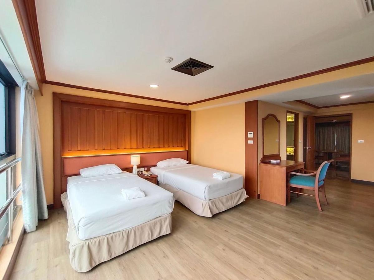 Ebina House - Sha Extra Plus Бангкок Экстерьер фото