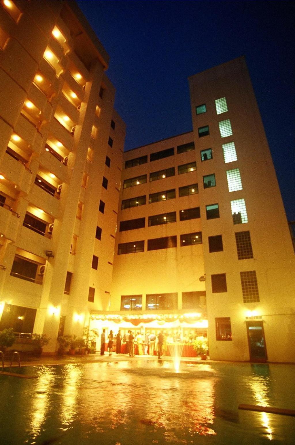 Ebina House - Sha Extra Plus Бангкок Экстерьер фото
